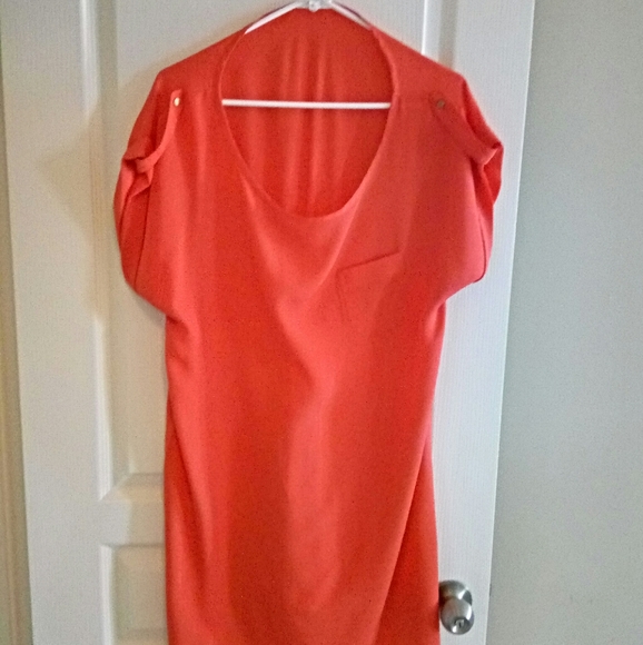 Blouses - Picture 2 of 2